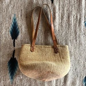 Vintage straw tote with leather straps